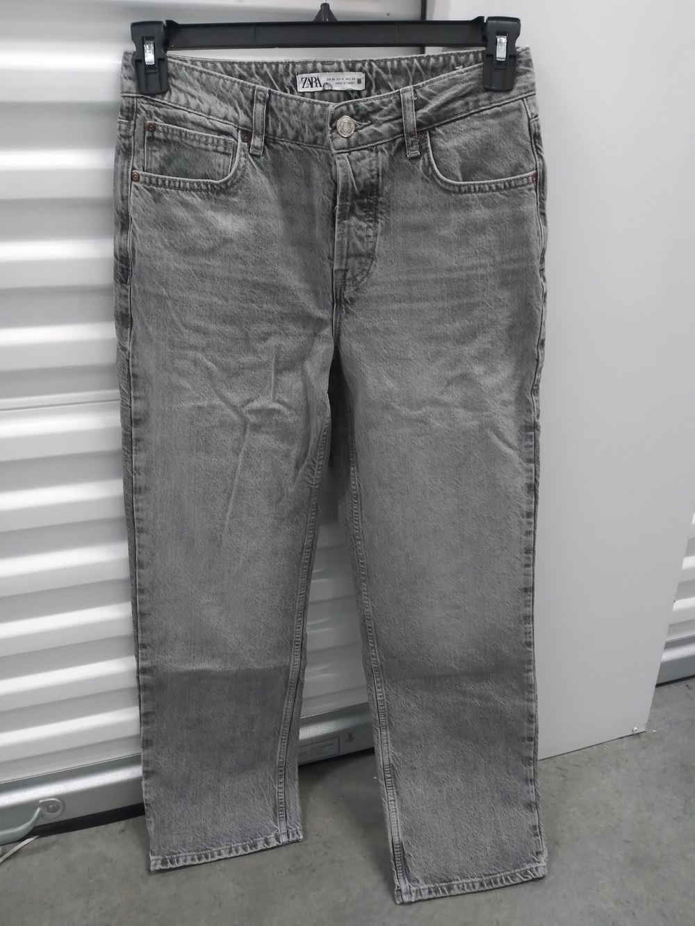 Zara Light Gray Straight Jeans
